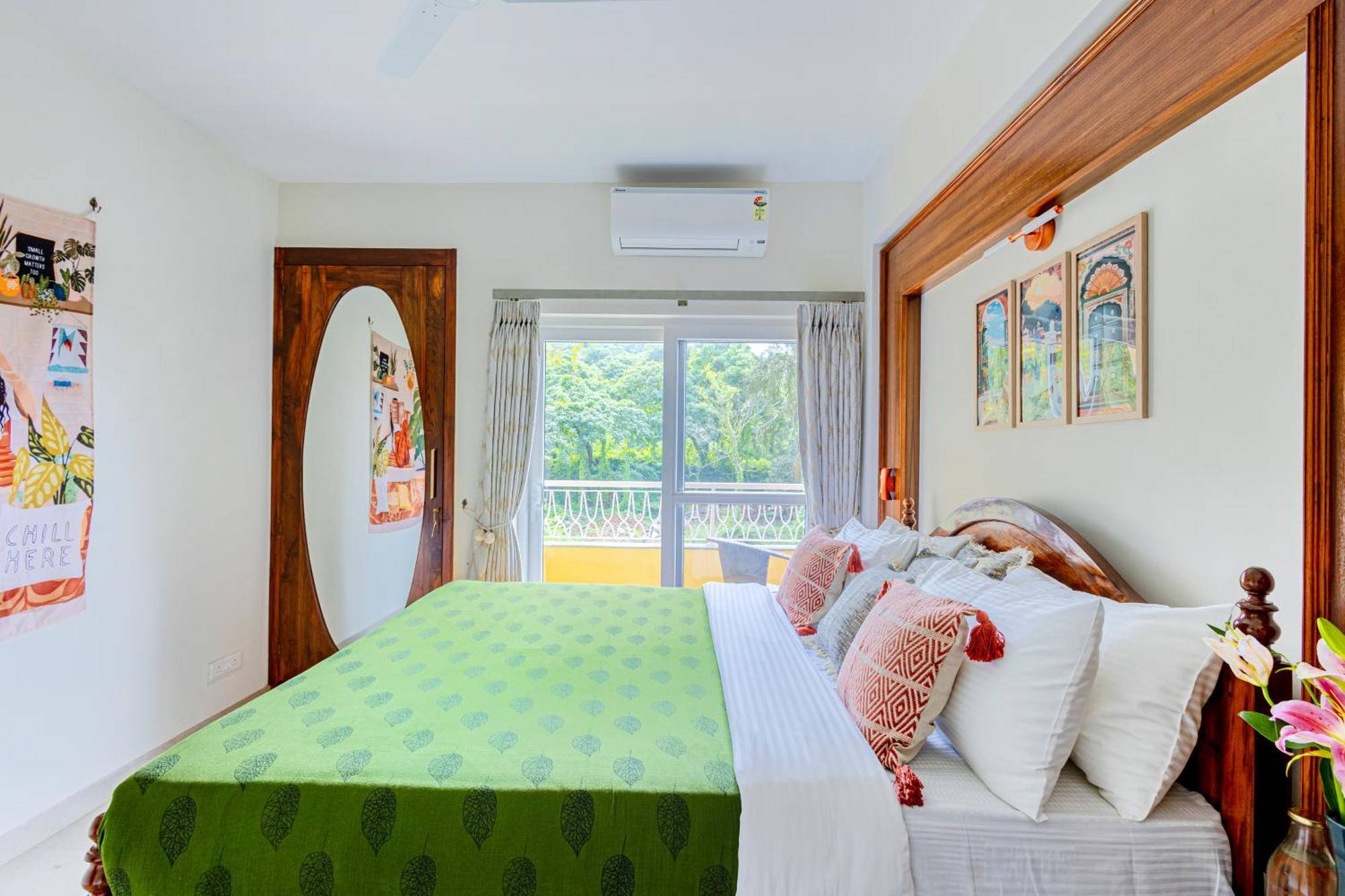 Alaya Stays 1 Bhk With Balcony & Pool - Veera Marina 칸돌림 외부 사진