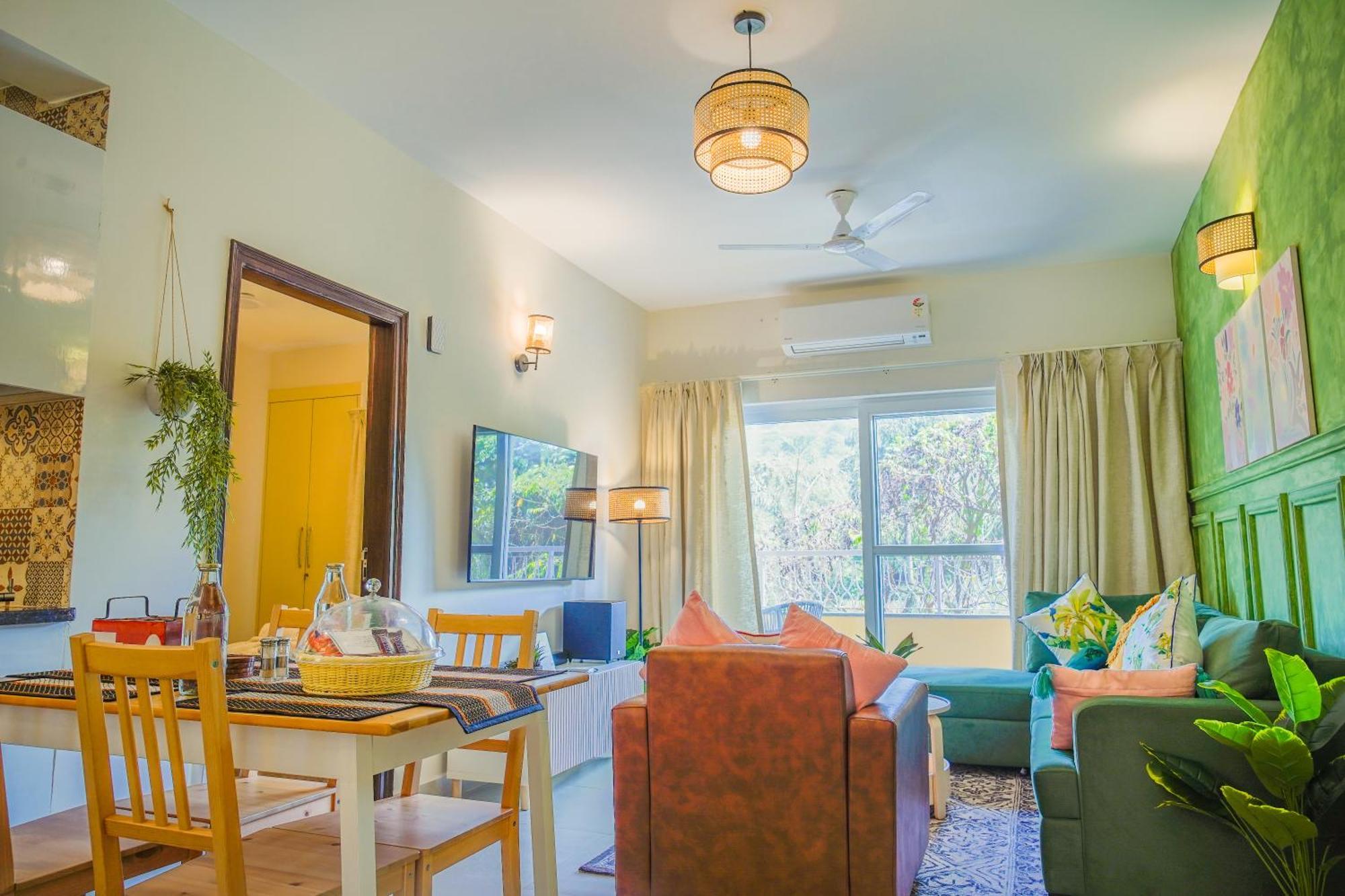 Alaya Stays 1 Bhk With Balcony & Pool - Veera Marina 칸돌림 외부 사진